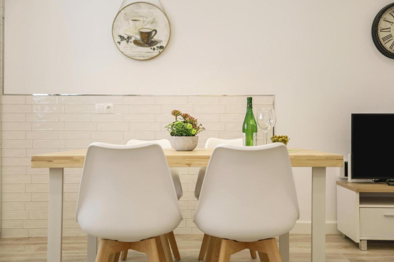 Apartamento Naypa With Free Parking 카디스 외부 사진