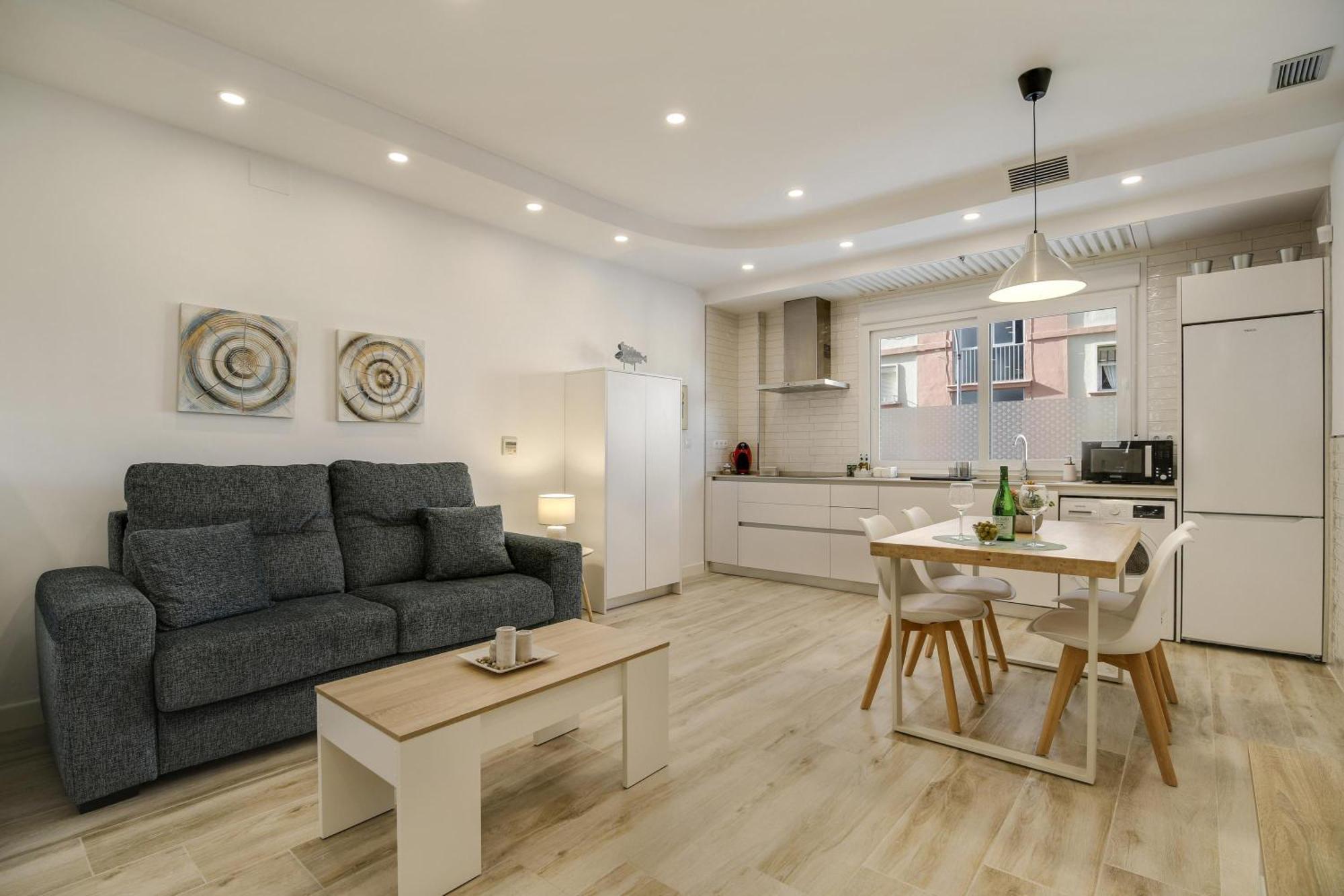Apartamento Naypa With Free Parking 카디스 외부 사진